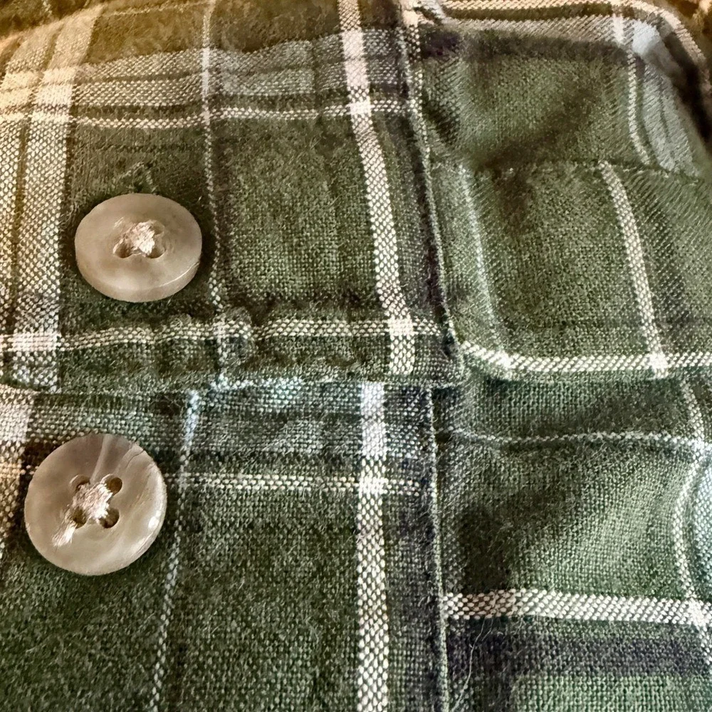 Wrangler Rugged Wear Mens XL Green Plaid Long Sleeve Button Down Shirt WGGH50694